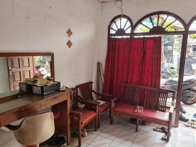 dijual rumah jalan bungur jakarta selatan
