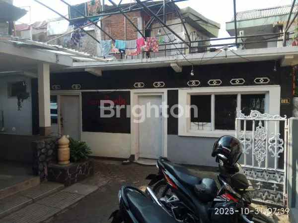 dijual rumah jalan cihampelas kec
