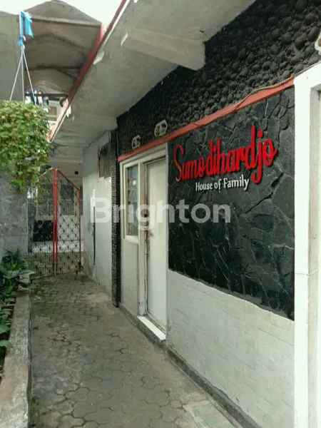 dijual rumah jalan cihampelas kec