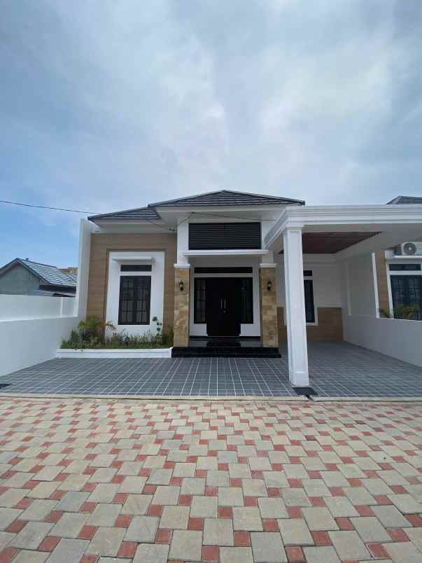dijual rumah jalan cipta karya pekanbaru
