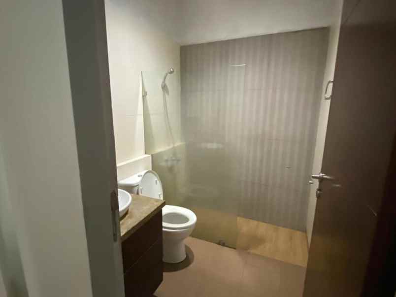 dijual rumah jalan kebagusan raya jakarta