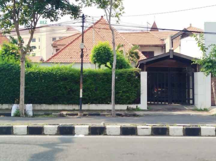 dijual rumah jalan kutai