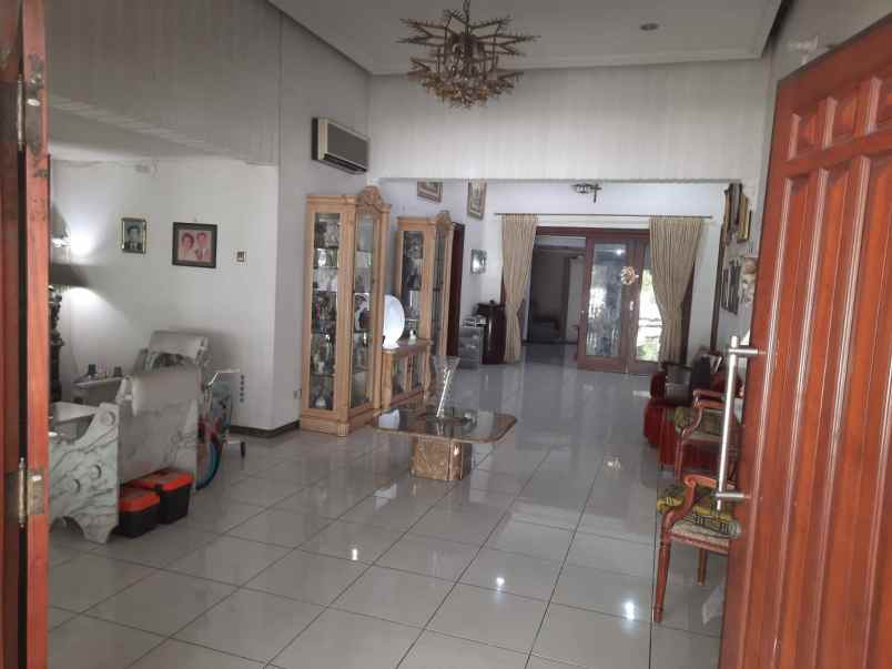 dijual rumah jalan polisi istimewa