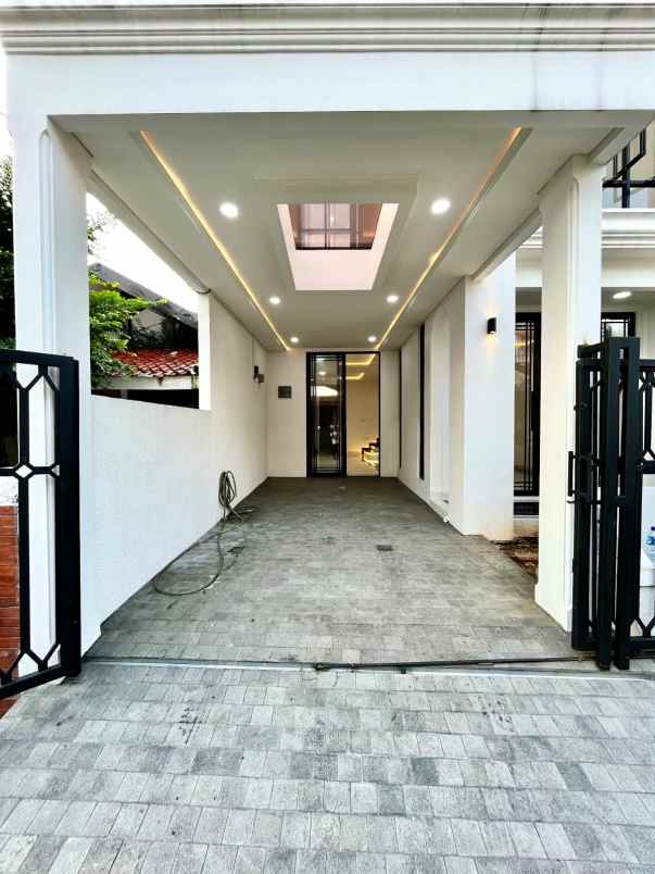 dijual rumah jalan raya pondok pinang