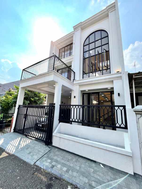 dijual rumah jalan raya pondok pinang