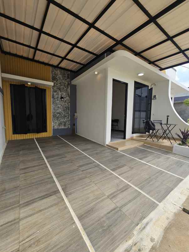 dijual rumah jalan raya sawangan bojongsari
