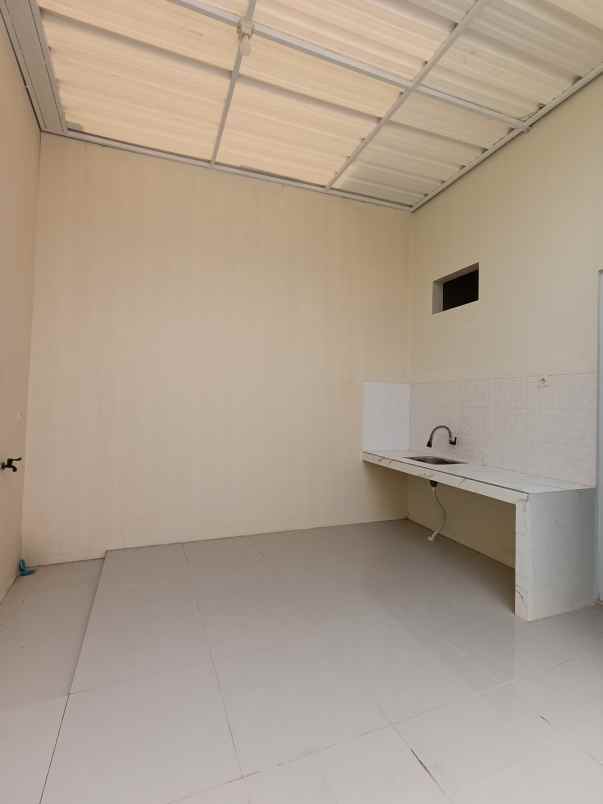 dijual rumah jalan sirojul munir pemda