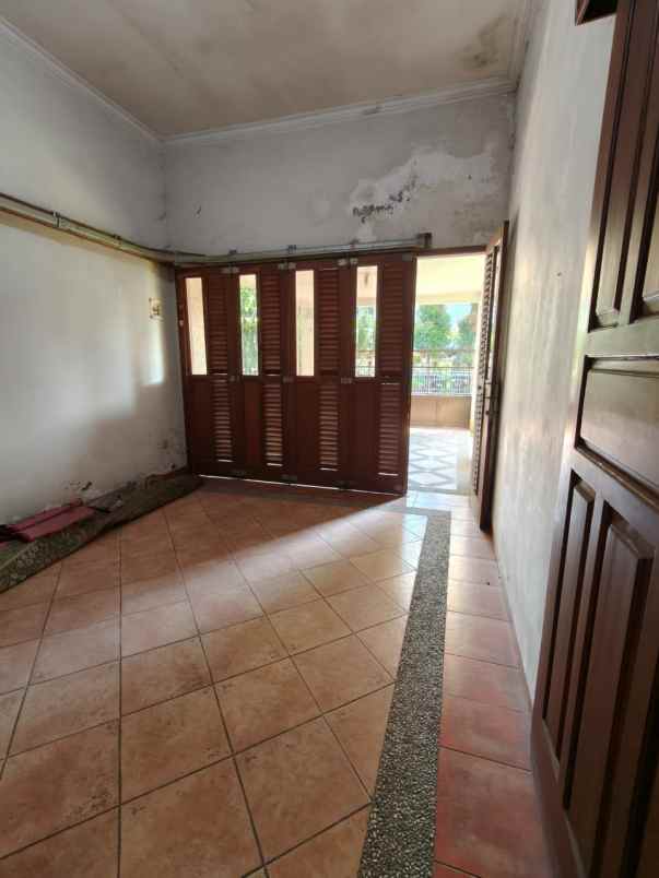 dijual rumah jalan terusan cikampek