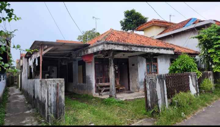 dijual rumah jalan yumaga gang