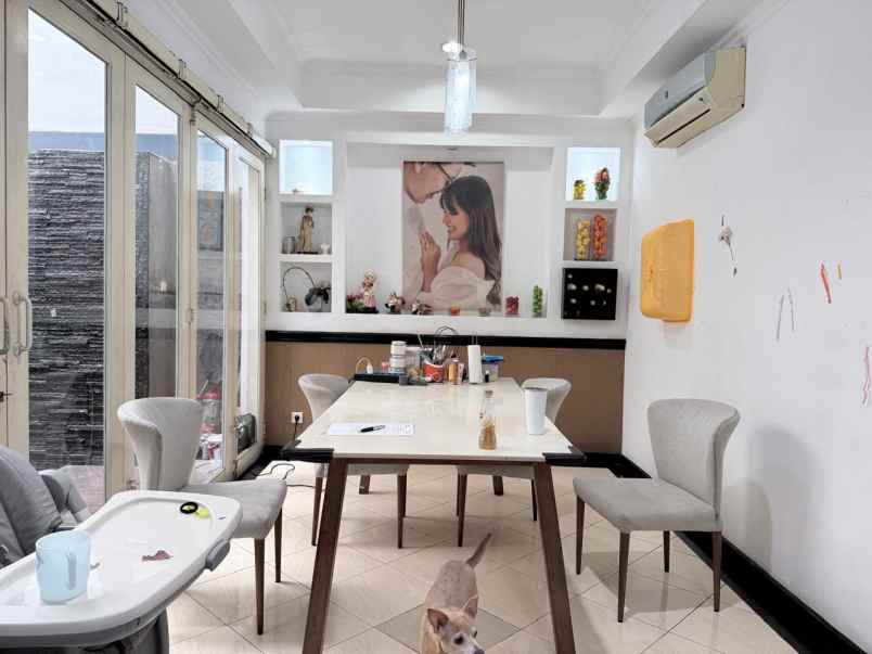 dijual rumah janur elok kelapa gading