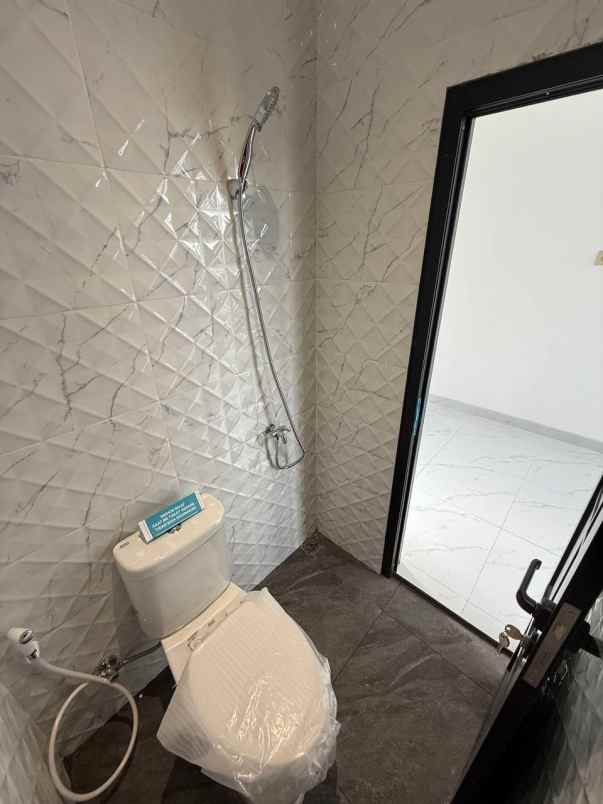 dijual rumah jatimulya