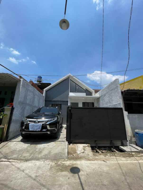 dijual rumah jatisari permai bekasi