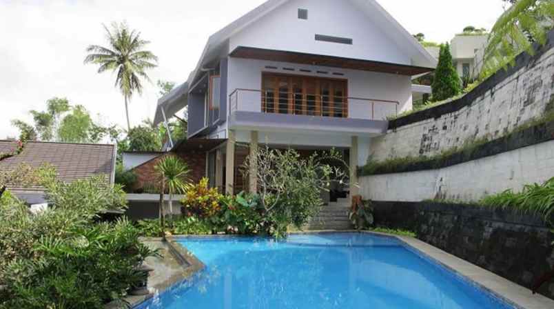 dijual rumah ji villa tidar indah