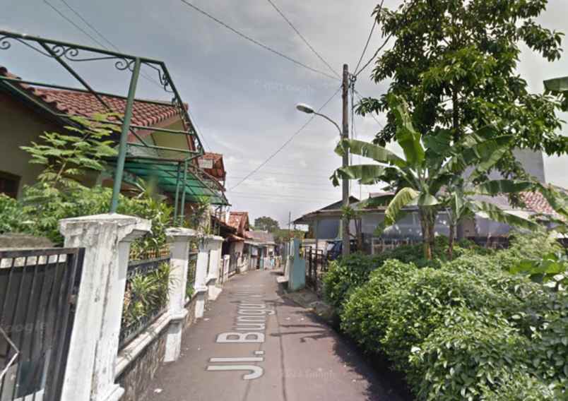 dijual rumah jl bungur 6 no 5 kelurahan