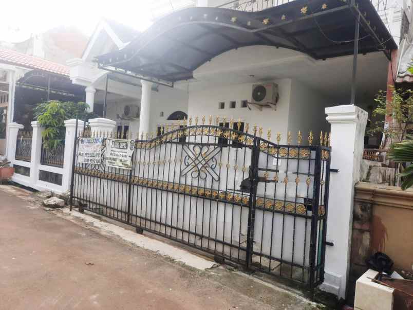 dijual rumah jl cendrawasih v blok d 16