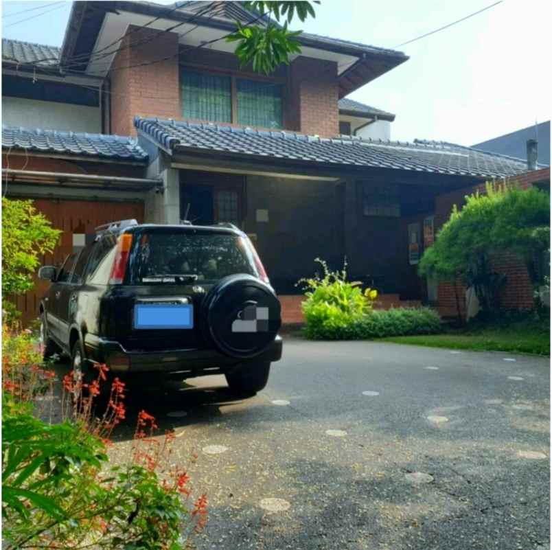 dijual rumah jl citarum
