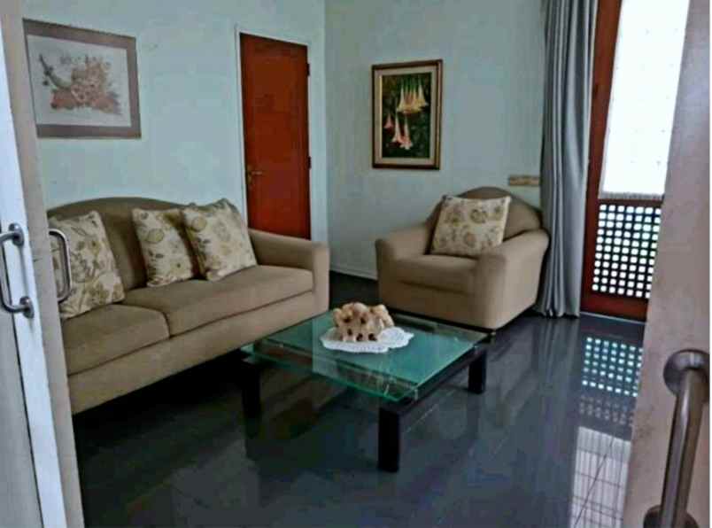 dijual rumah jl citarum