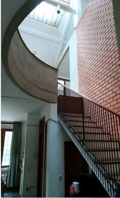 dijual rumah jl citarum