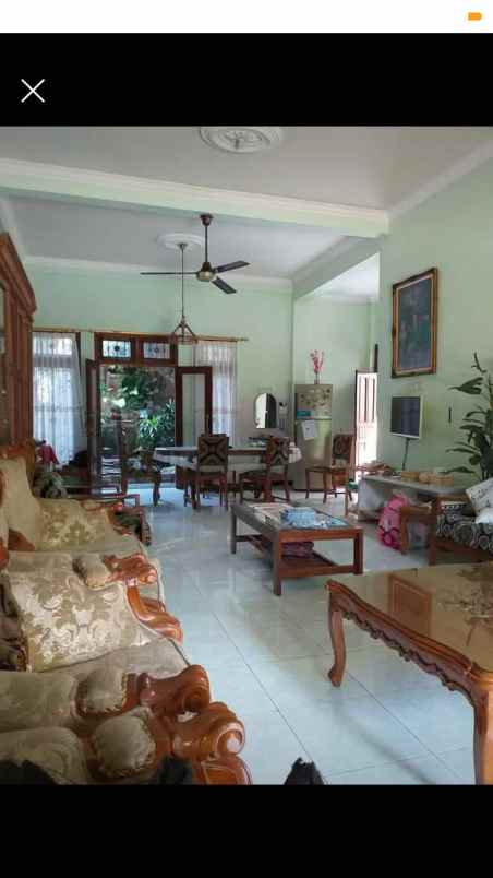 dijual rumah jl damai tambakan