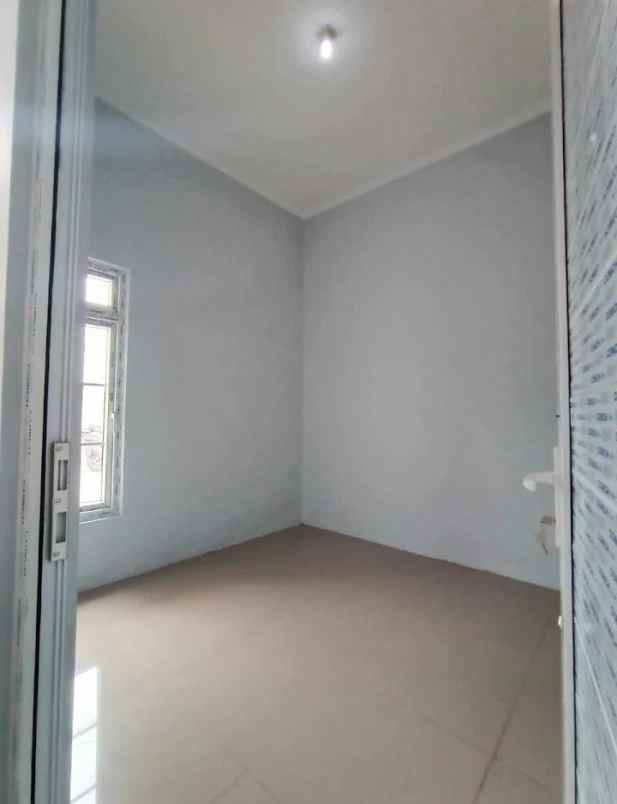 dijual rumah jl durian pancoran mas depok