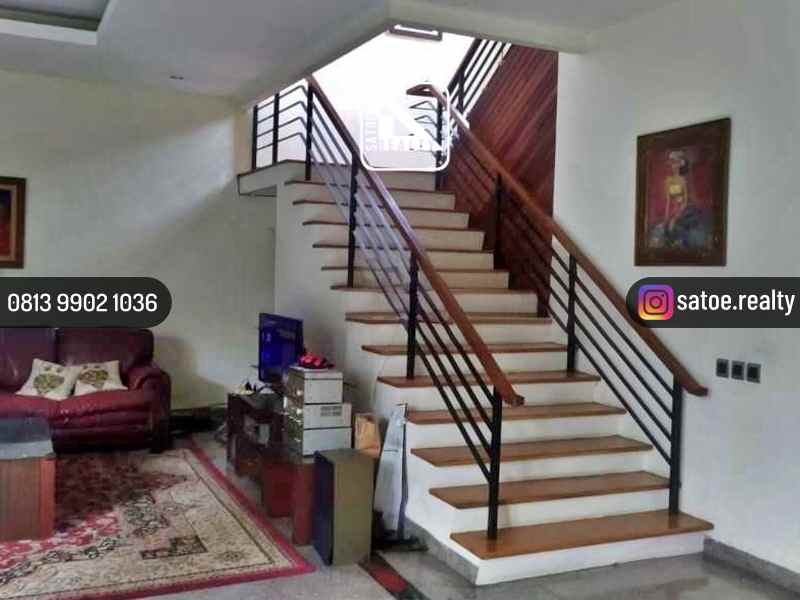 dijual rumah jl hang jebat gunung