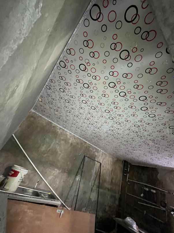 dijual rumah jl hangtuah