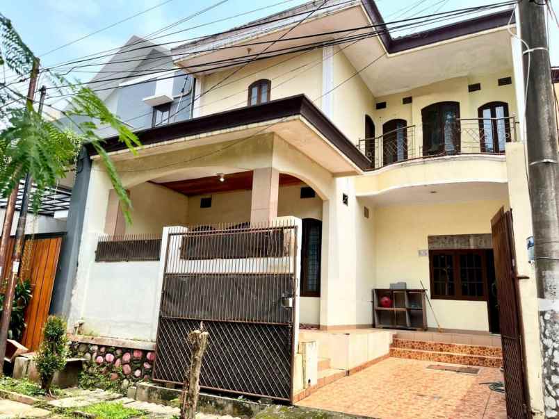 dijual rumah jl komplek pertanian