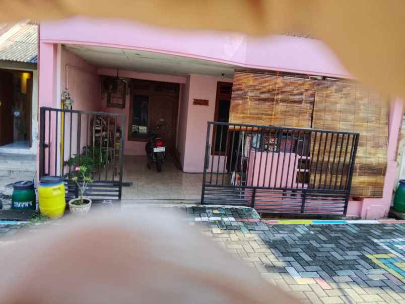 dijual rumah jl lintang trenggono iv no 6
