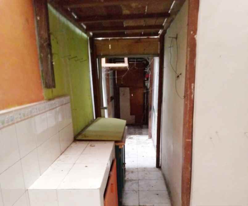 dijual rumah jl mega raya no 238 rt 07