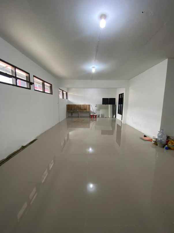 dijual rumah jl melati raya