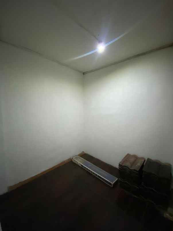 dijual rumah jl melati raya