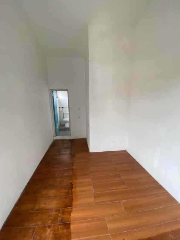 dijual rumah jl melati raya