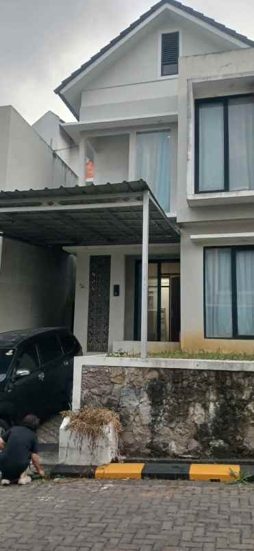 dijual rumah jl padasuka atas cimenyan