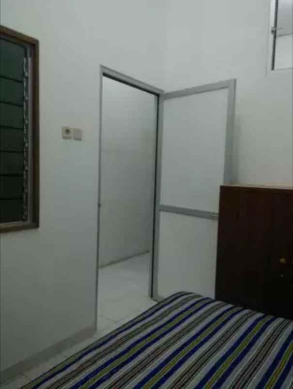 dijual rumah jl padi utara xiii blok j