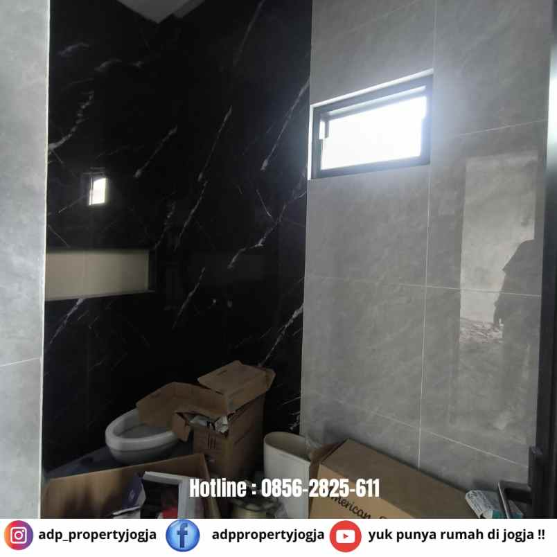 dijual rumah jl purbaya warak sleman