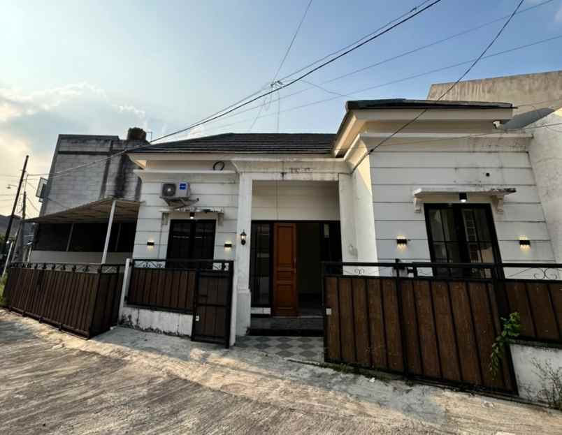 dijual rumah jl raden saleh sukmajaya depok