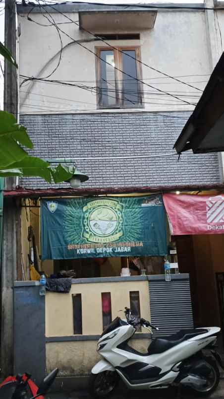 dijual rumah jl raya kahfi 2 srengseng