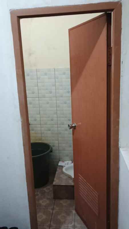 dijual rumah jl raya kahfi 2 srengseng