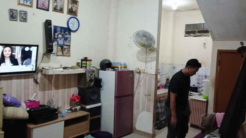 dijual rumah jl raya kahfi 2 srengseng
