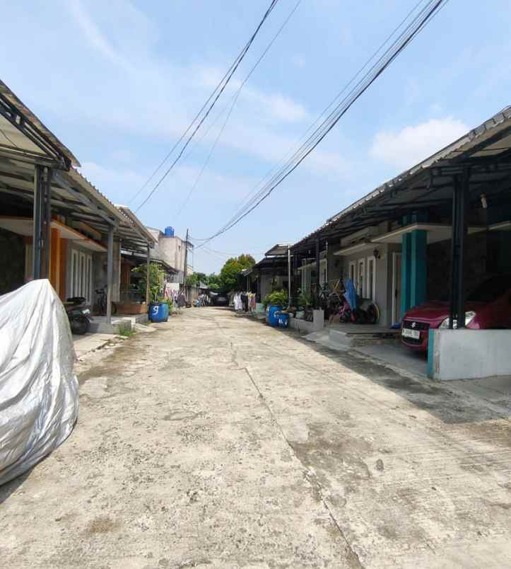 dijual rumah jl raya kenanga kel