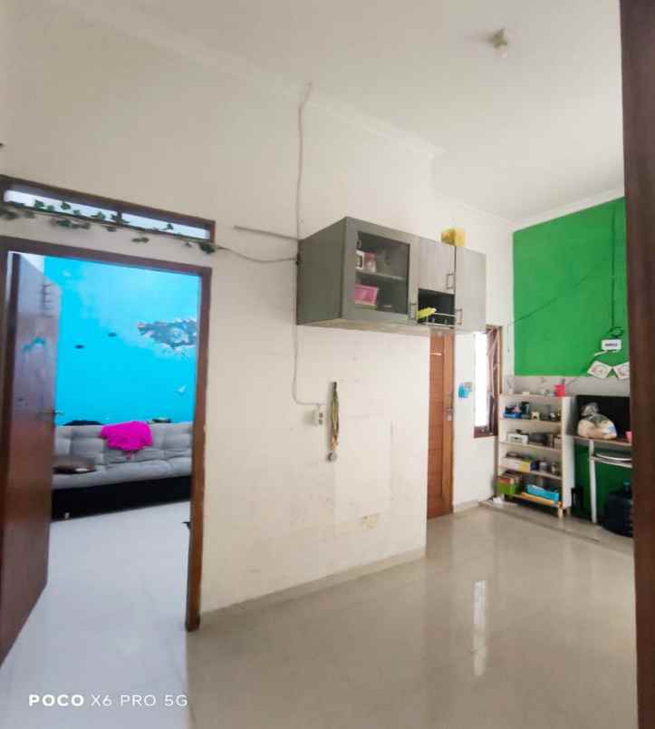 dijual rumah jl raya kenanga kel