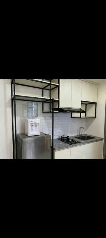 dijual rumah jl raya pekayon