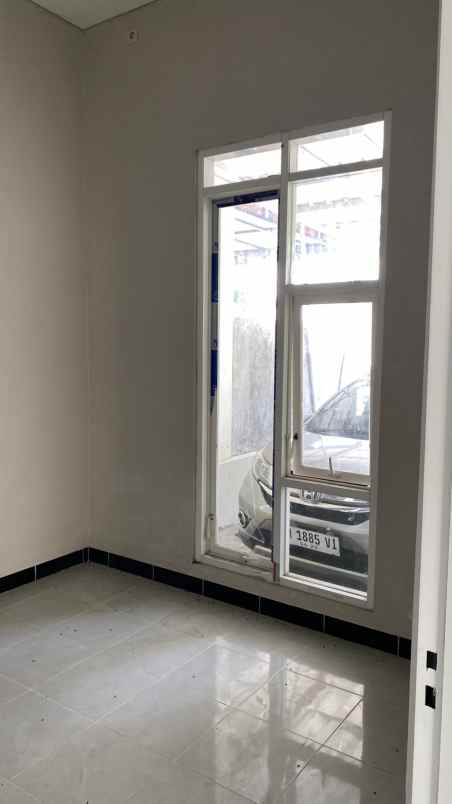 dijual rumah jl sam ratulangi