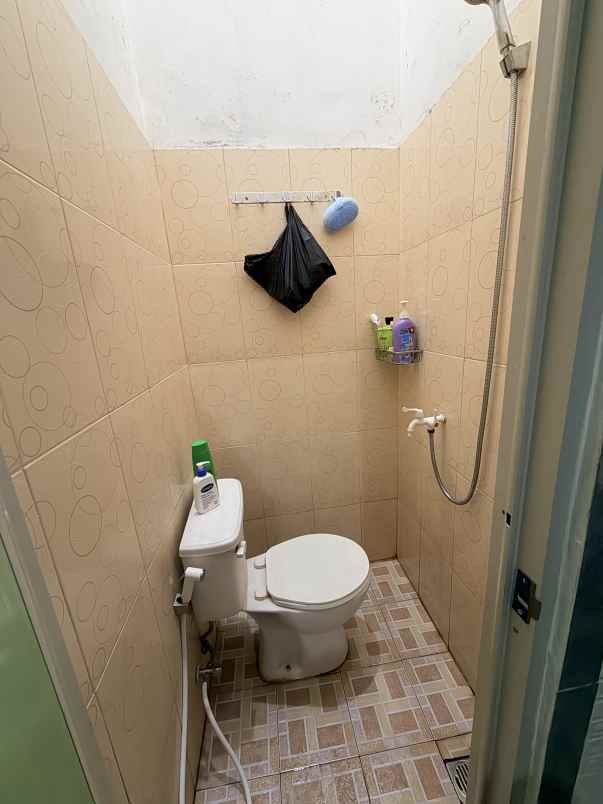 dijual rumah jl suka damai