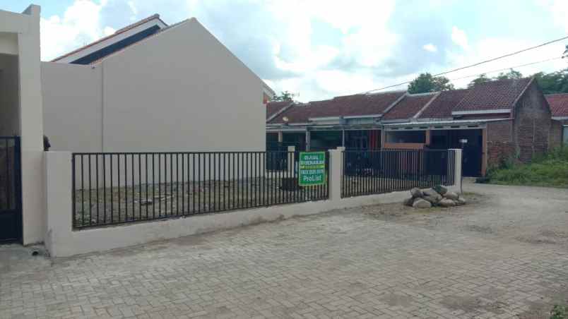 dijual rumah jl sultan agung dusun iv