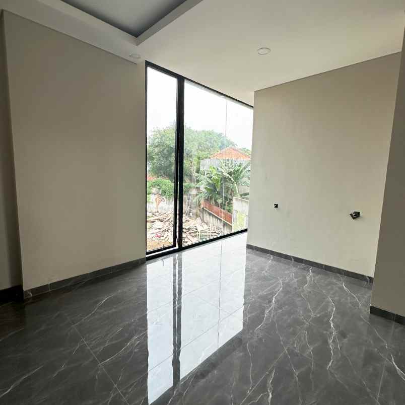 dijual rumah jl taman wijaya kusuma no