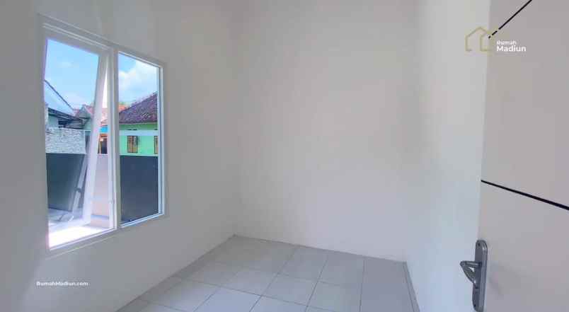 dijual rumah jl thamrin