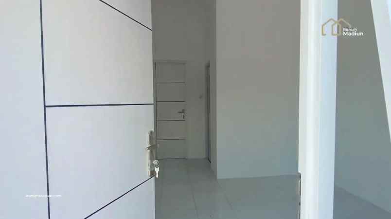dijual rumah jl thamrin