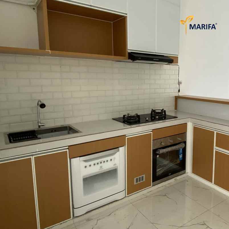 dijual rumah jl thamrin