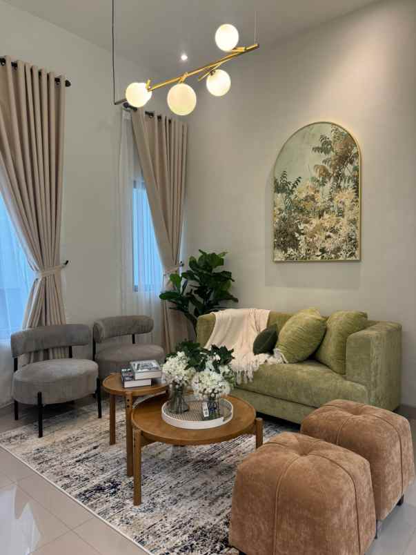 dijual rumah jln dwikora kota pekanbaru